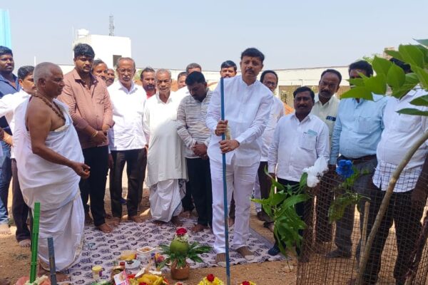 ಸುರಪುರ ಕಾಲೇಜಿಗೆ ₹2 ಕೋಟಿ ವೆಚ್ಚದ ಆಡಳಿತ ಕಚೇರಿ ಕಟ್ಟಡಕ್ಕೆ ಚಾಲನೆ – ಶಾಸಕ ರಾಜಾ ವೇಣುಗೋಪಾಲ ನಾಯಕ