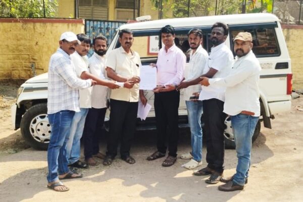 ಶಾಂತಪೂರ ಕ್ರಾಸ್ ಬಳಿ ರಸ್ತೆ ತಡೆ ಹೋರಾಟ – ಹೆದ್ದಾರಿ ಕಾಮಗಾರಿ ಆರಂಭಕ್ಕೆ ಆಗ್ರಹ