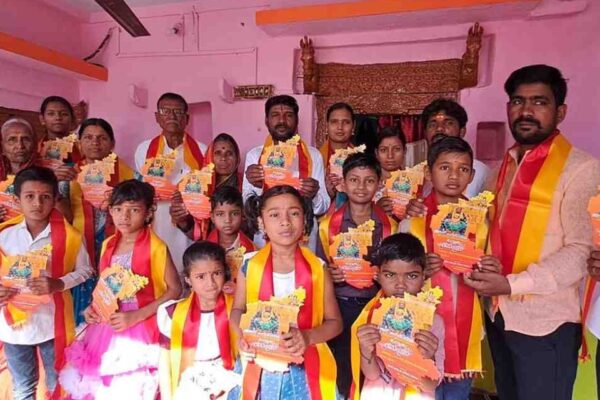 ಕನ್ನಡ ಪ್ರೀತಿಗೆ ಹೊಸ ರೂಪ: ಮದುವೆ ಕಾರ್ಡ್‌ನಲ್ಲಿ ಕರ್ನಾಟಕ ನಕ್ಷೆ
