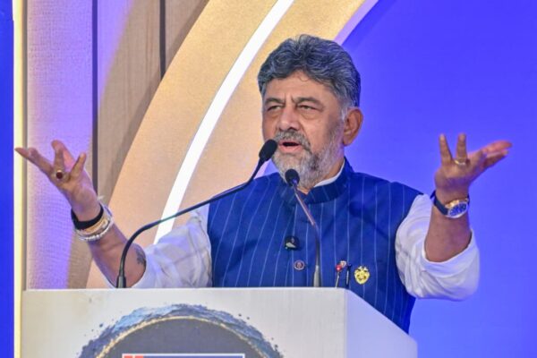 ವಿದ್ಯಾರ್ಥಿಗಳ ನೀಟ್ ಪ್ರತಿಭಟನೆ; ತಡವಾಗಿ ಎಚ್ಚೆತ್ತುಕೊಂಡ ಕೇಂದ್ರ ಸರ್ಕಾರ: ಸಿಎಂ ಡಿ.ಕೆ.ಶಿ