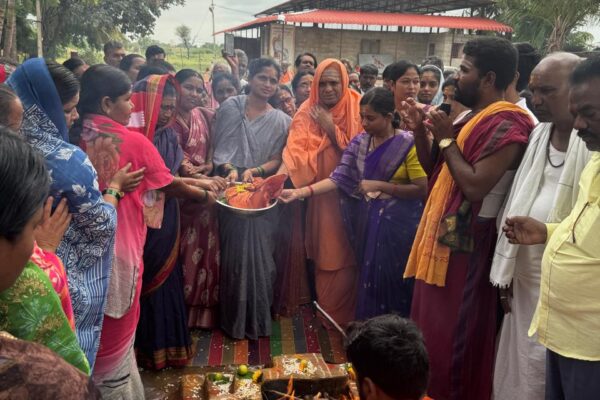 ಸತ್ಯ, ಧರ್ಮ, ಸೇವೆಯೇ ಗುರುಗಳಿಗೆ ನಿಜವಾದ ಗೌರವ: ವೀರೇಶ್ವರ ಶ್ರೀಗಳು