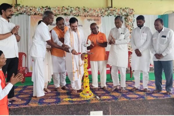 ಮನೆ ಮನೆಗಳಲ್ಲಿ ಯೋಗದ ಜ್ಯೋತಿ ಬೆಳಗಲಿ: ಭವರಲಾಲ್ ಆರ್ಯ ಕರೆ