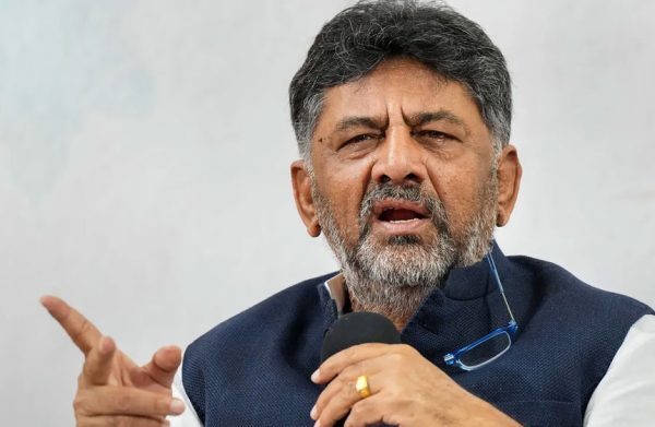 ‘ಕ್ವಿಟ್ ವೋಟ್ ಚೋರಿ’ ಚಳುವಳಿಗೆ ಕರೆ: ಮತದಾನದ ಹಕ್ಕು ಉಳಿಸಿಕೊಳ್ಳಿ : ಸಿಎಂ