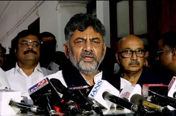Basavaraj Horatti Resigns: ವಿಧಾನ ಪರಿಷತ್ ಸಭಾಪತಿ ಸ್ಥಾನಕ್ಕೆ ಹೊರಟ್ಟಿ ರಾಜೀನಾಮೆ, ಸಿಎಂ ಹೇಳಿದ್ದೇನು?