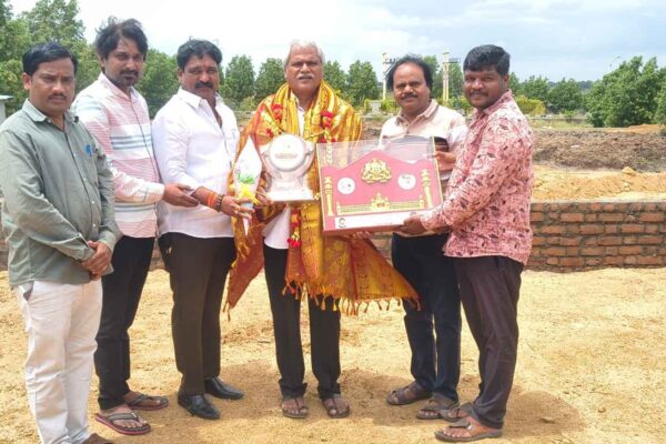 ಪತ್ರಕರ್ತರ ಧ್ವನಿ ಸಂಘದಿಂದ ಶಾಸಕ ದರ್ಶನಾಪುರರಿಗೆ ಸನ್ಮಾನ