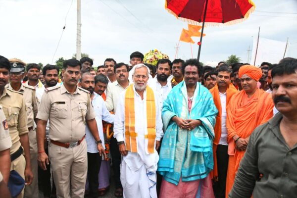 ವಿಶ್ವಾರಾಧ್ಯರು ಜಗದ ಜನರನ್ನು ಉದ್ದರಿಸಿದ ಜಗಜಟ್ಟಿ: ಡಾ. ಗಂಗಾಧರ ಶ್ರೀ