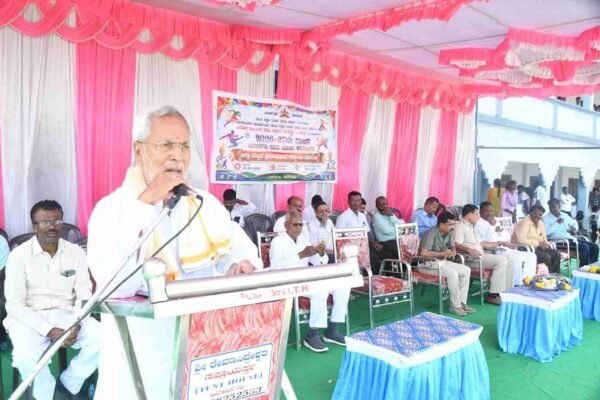 ಯಾದಗಿರಿಯಲ್ಲಿ ಜಿಲ್ಲಾ ಮಟ್ಟದ ಪಿಯು ಕ್ರೀಡಾಕೂಟಕ್ಕೆ ಚಾಲನೆ: ಕ್ರೀಡೆಗೂ ಆದ್ಯತೆ ನೀಡಿ : ಶಾಸಕ ತುನ್ನೂರ್