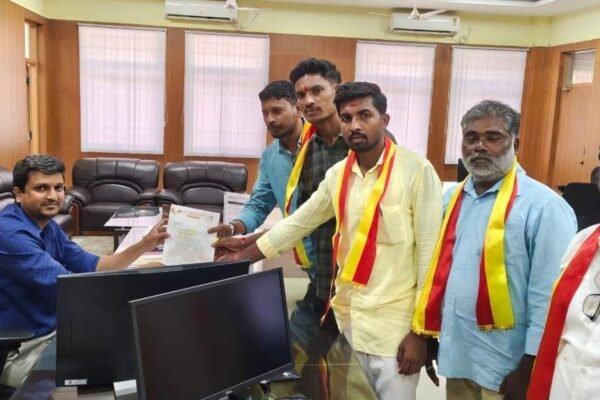 ವಡಗೇರಾ ತಡಿಬಿಡಿಯಲ್ಲಿ ಕೋಳಿ ಸಾಕಾಣಿಕೆ ಕೇಂದ್ರ ಕಾಮಗಾರಿ ಸ್ಥಗಿತಕ್ಕೆ ಕರವೇ ಆಗ್ರಹ
