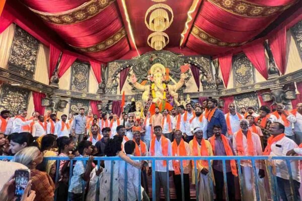 ಯಾದಗಿರಿಯಲ್ಲಿ ಹಿಂದೂ ಮಹಾಗಣಪತಿಗೆ ರಾಚನಗೌಡ ಮುದ್ನಾಳ್ ಸೇರಿ ಬಿಜೆಪಿ ಮುಖಂಡರಿಂದ ವಿಶೇಷ ಪೂಜೆ
